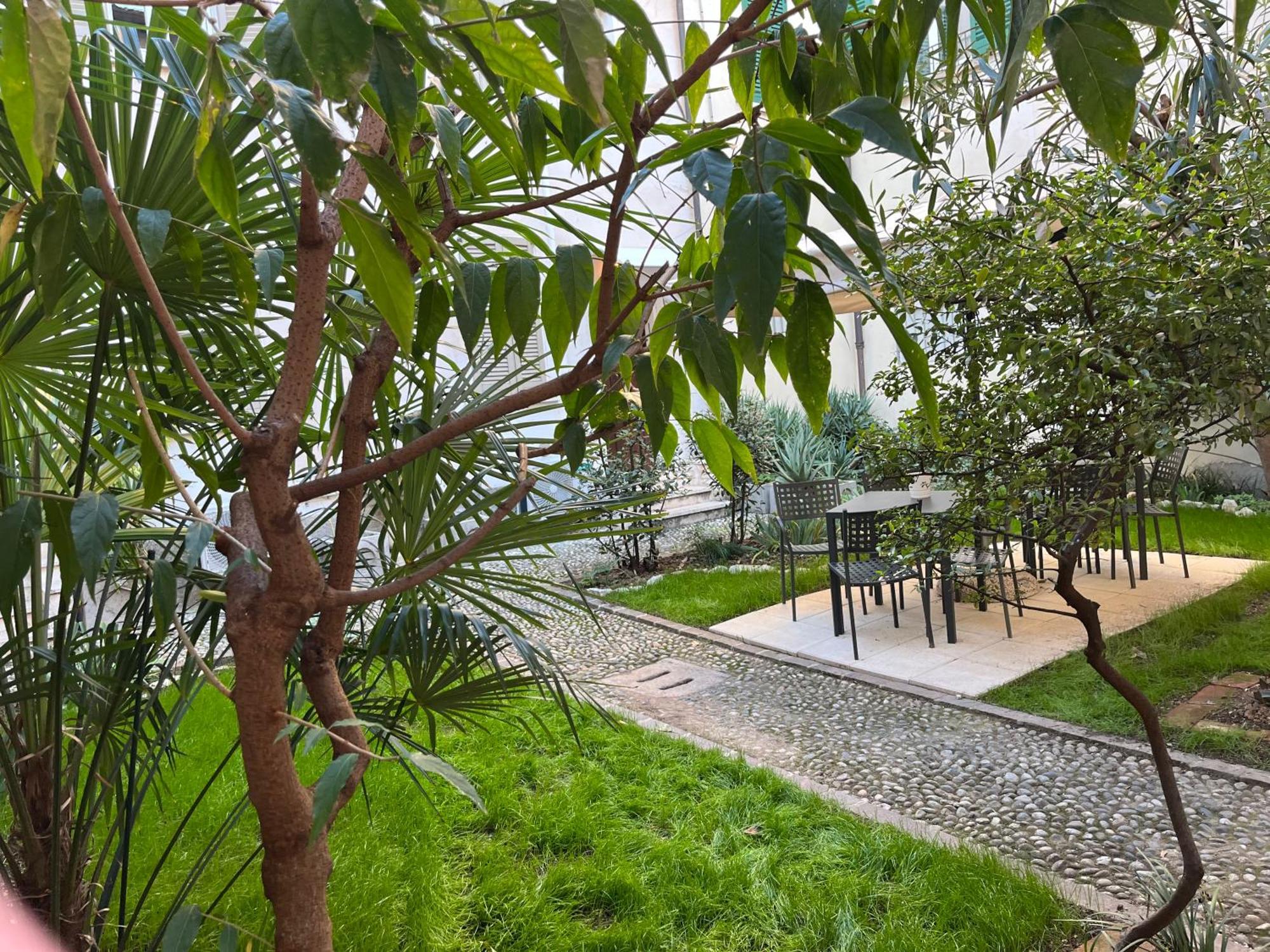 Capitolium Ad Bed & Breakfast เบรเชีย ภายนอก รูปภาพ